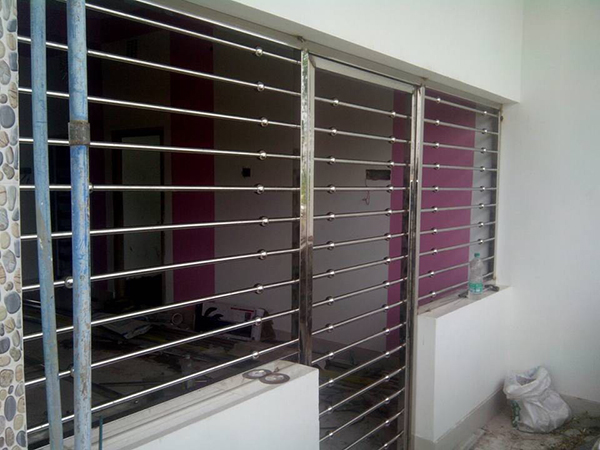 Window Grill (Iron / Stainless Steel)